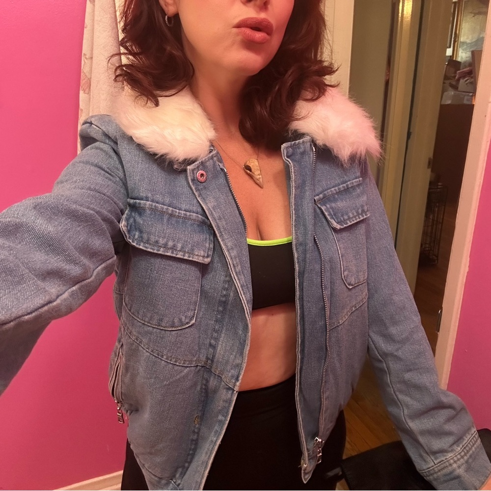 Haute Monde Light Blue Denim Jacket with removable White faux fur Collar large